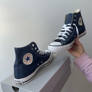 Navy Chuck Taylor All Star Classic High top Converse